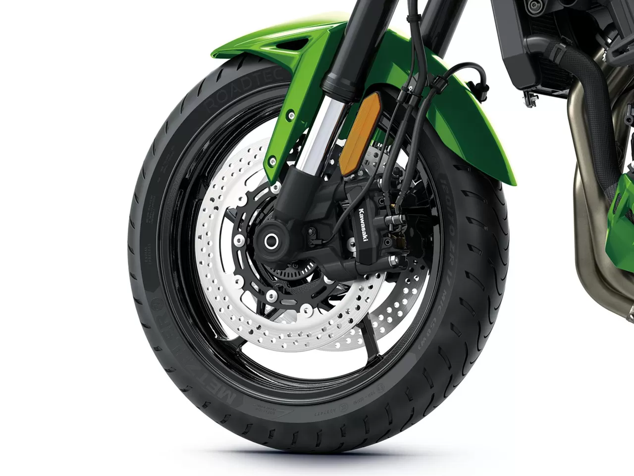 Versys 900 long-travel suspension and 17 inch wheels