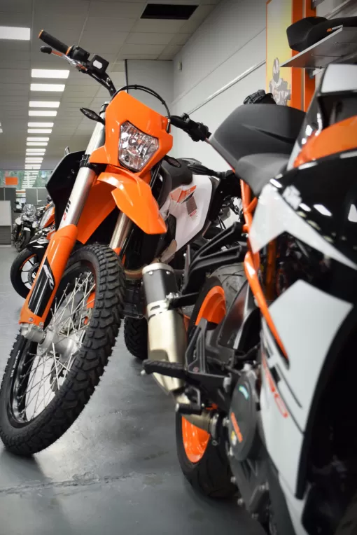 store_showroom_ktm_DSC_0855.jpg