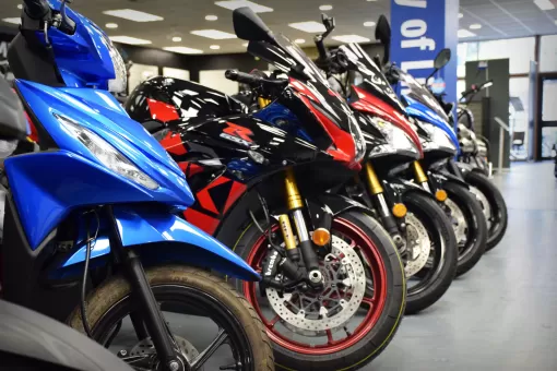 store_showroom_suzuki_DSC_0079.jpg