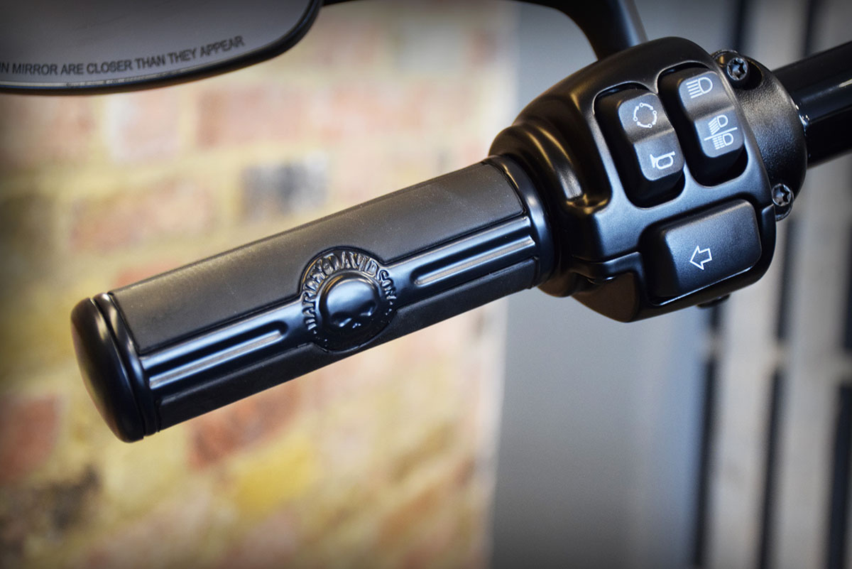 Fat Boy® 114 Blacked Out Custom