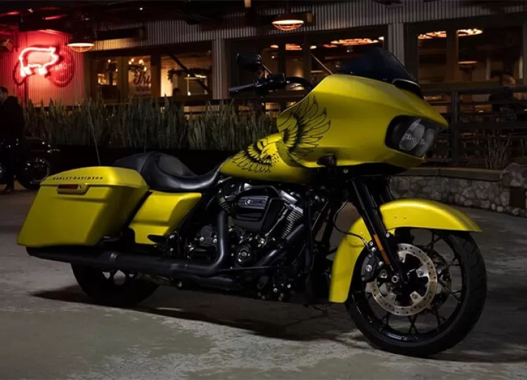 Thumbnail for Secure your 2020 Eagle Eye Road Glide Special!