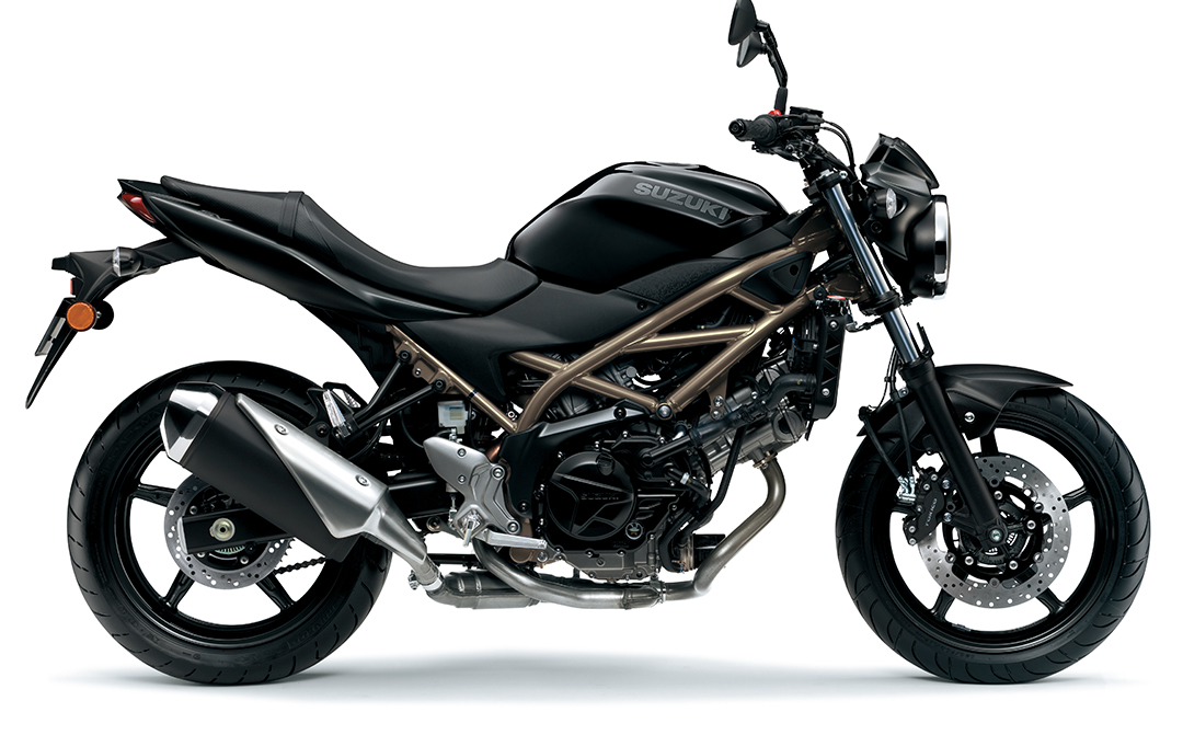 Glass Sparkle Black SV650