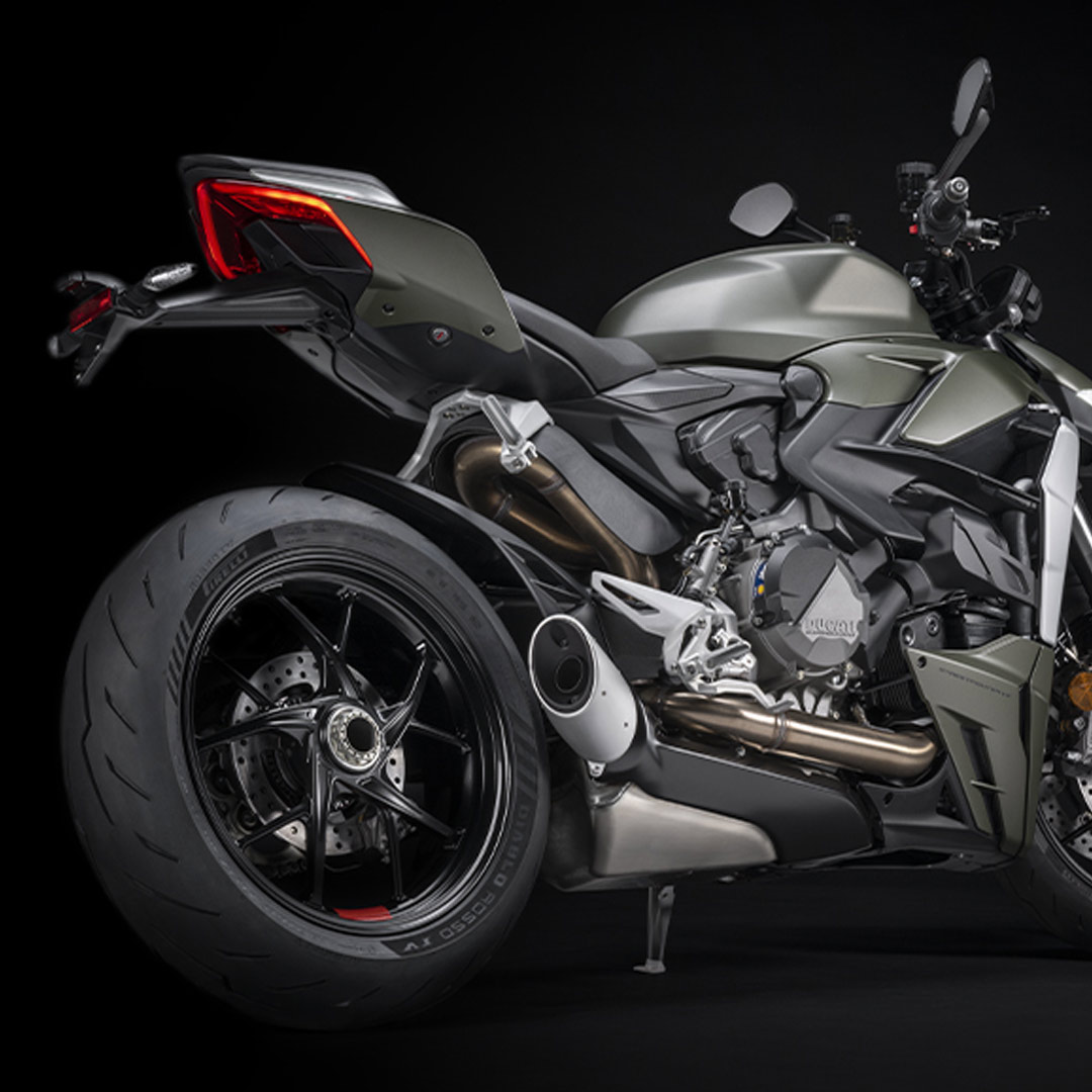 The New Ducati Streetfighter V2 - Storm Green Colour