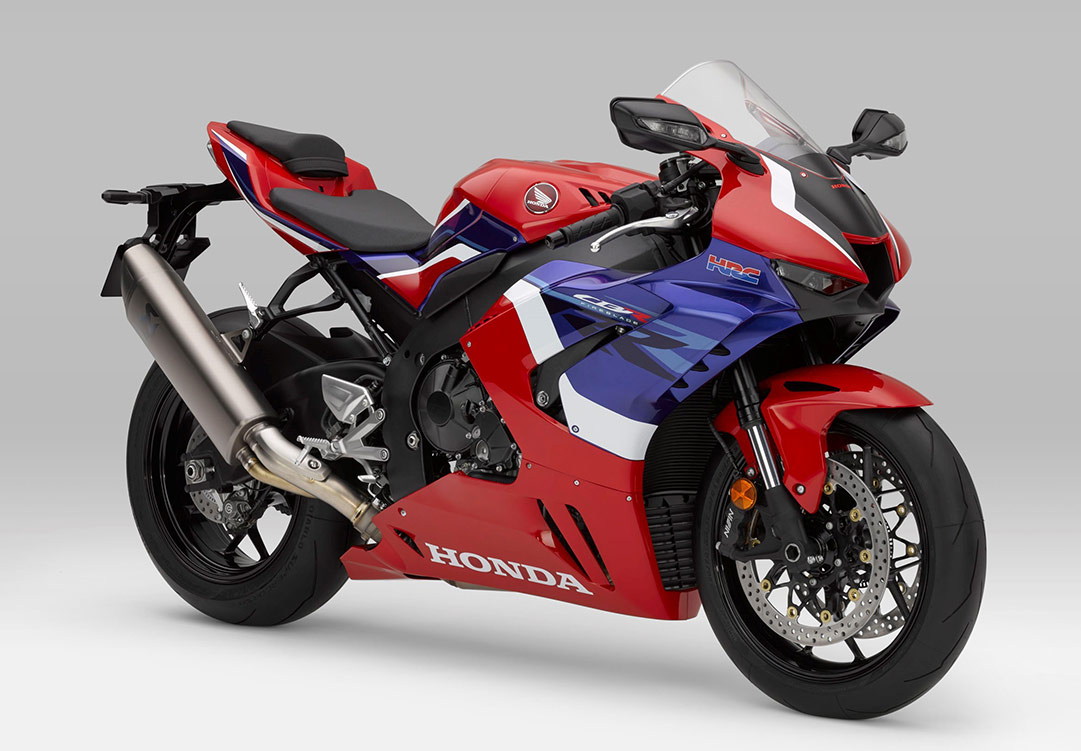 Flame on with the FireBlade - Fireblade CBR1000RR-RR Model photo