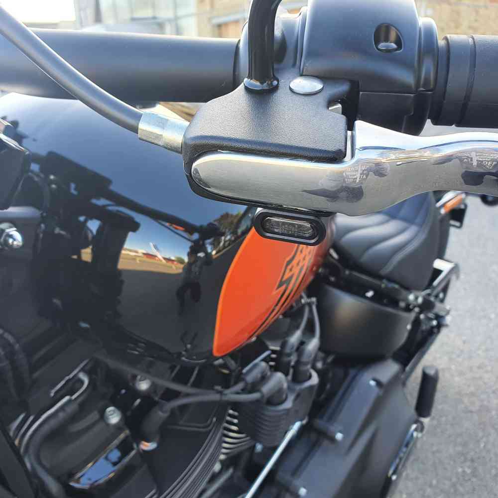 Street Bob® with new indicators