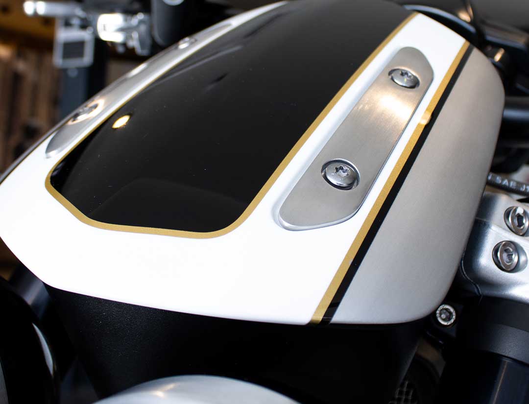 Limited Edition Triumph Rocket 3 R - Cowling